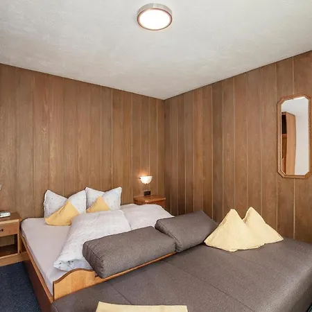 Fenderhof * ゼルデン